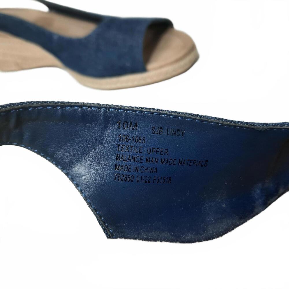 St. John's Bay Women's Wedge Sandals Size 10M - Picture 4 of 4